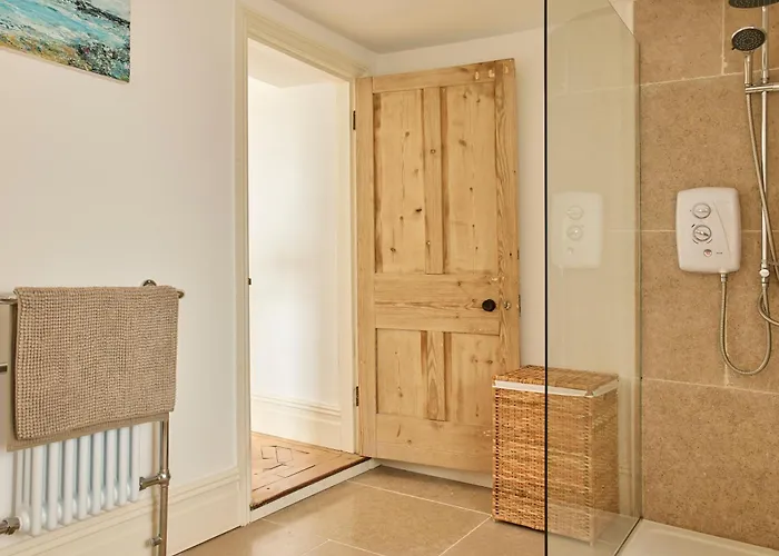 The Old School House *